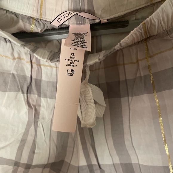 Victoria’s Secret two piece pajama lounge set - Picture 4 of 7